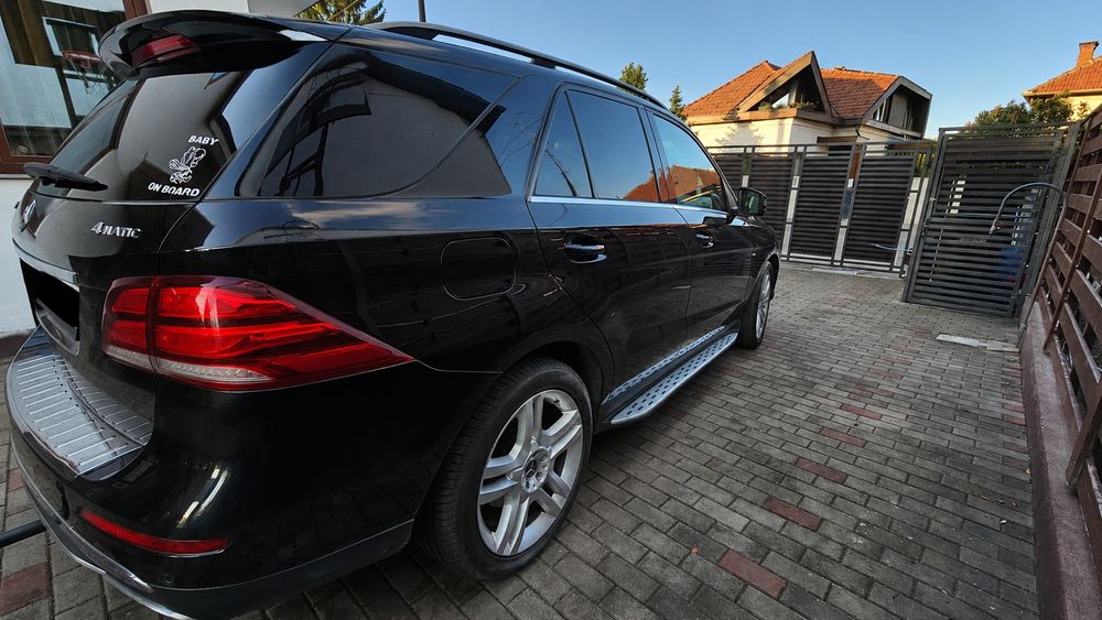 Mercedes-Benz GLE 250d 4MATIC AMG • 2016 • Interior impecabil • Full options