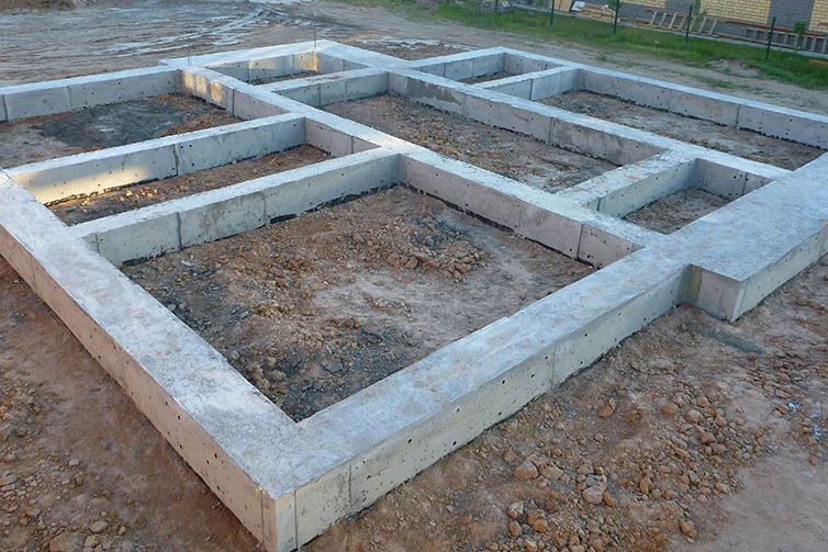 Фундамент кромля забор