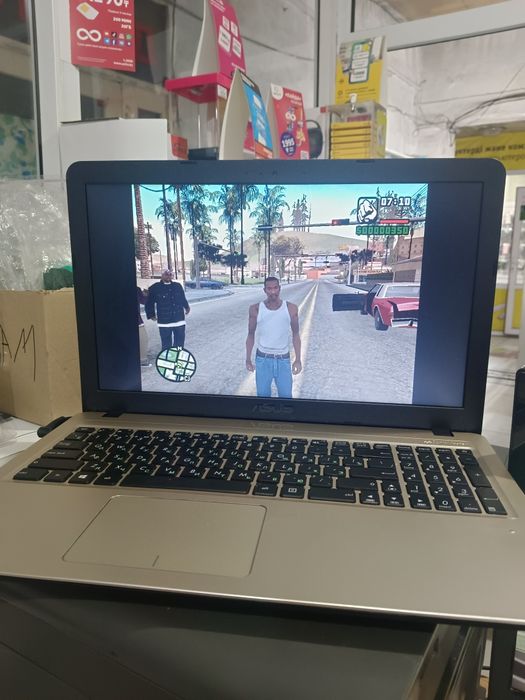 Ноутбук все установлено игры