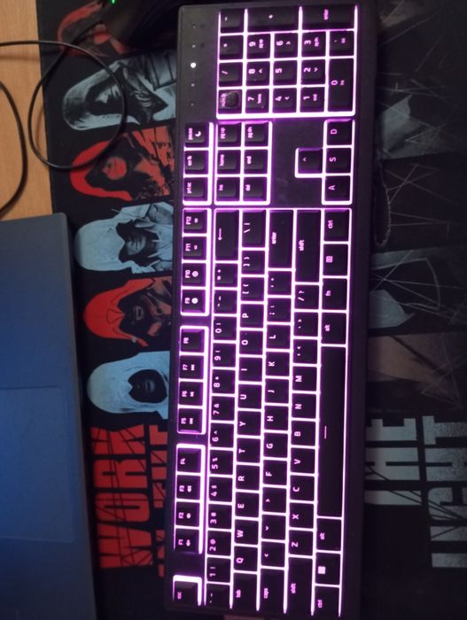 Клавиатура Razer в много добро състояние