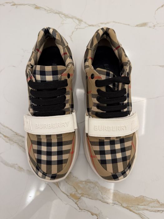 Маратонки Burberry