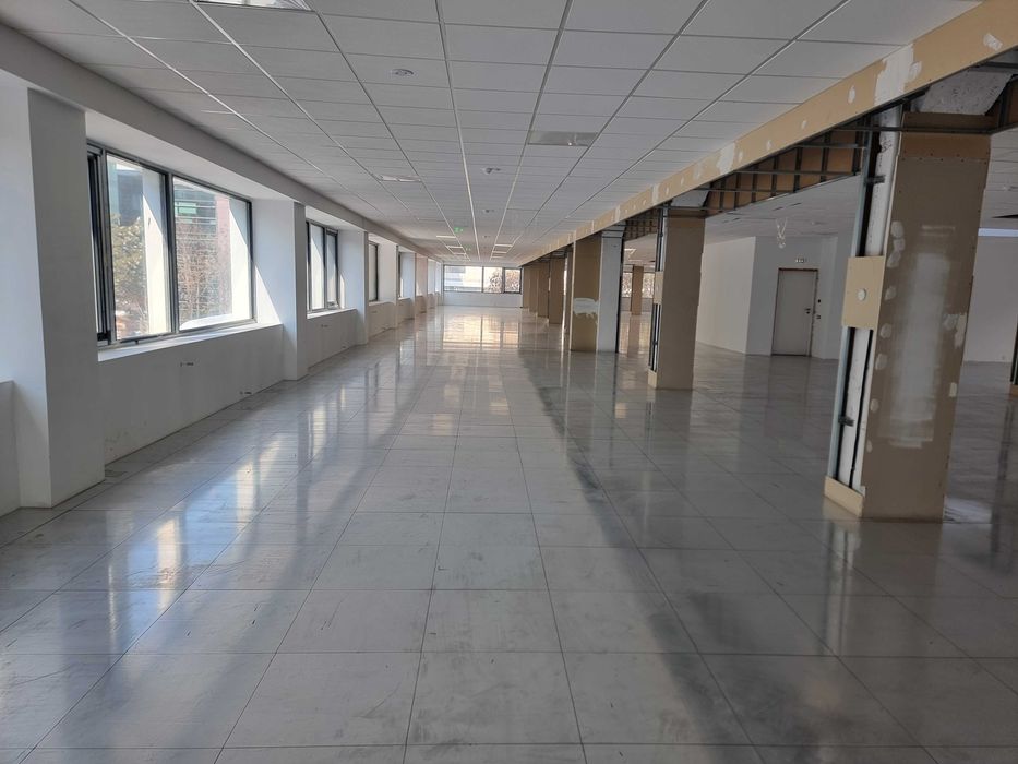 Spațiu de birouri – 1.252 mp |Pipera|Open-space |Parcare |Metrou 5 min