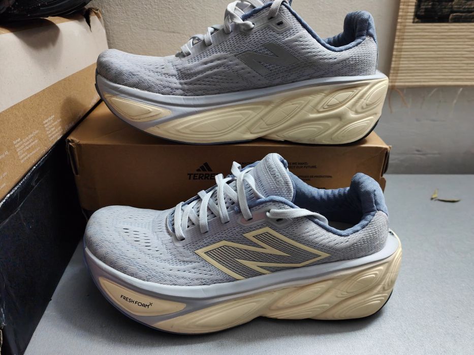 New balance fresh foam x more v5 mărimea 42(27cm)