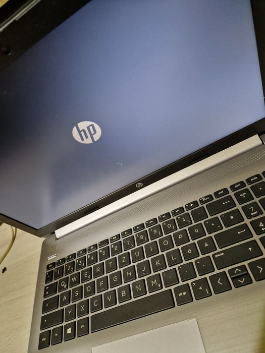 Vand laptop hp 250 g7