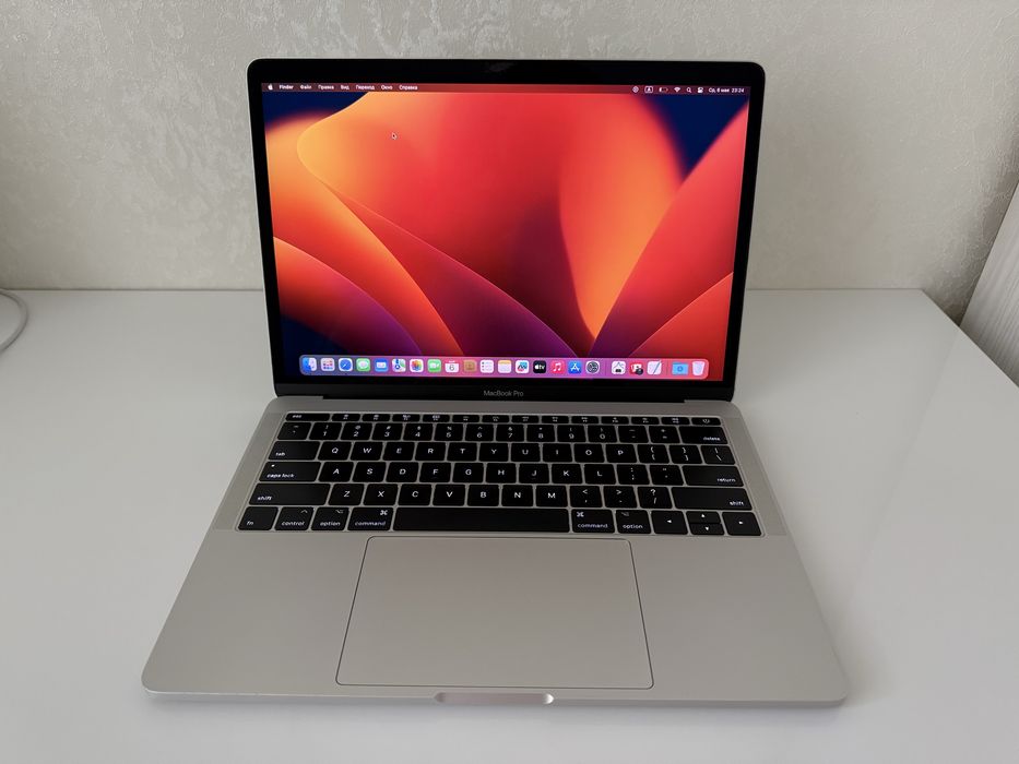 MacBook Pro 13. Core i5/16/256/Retina