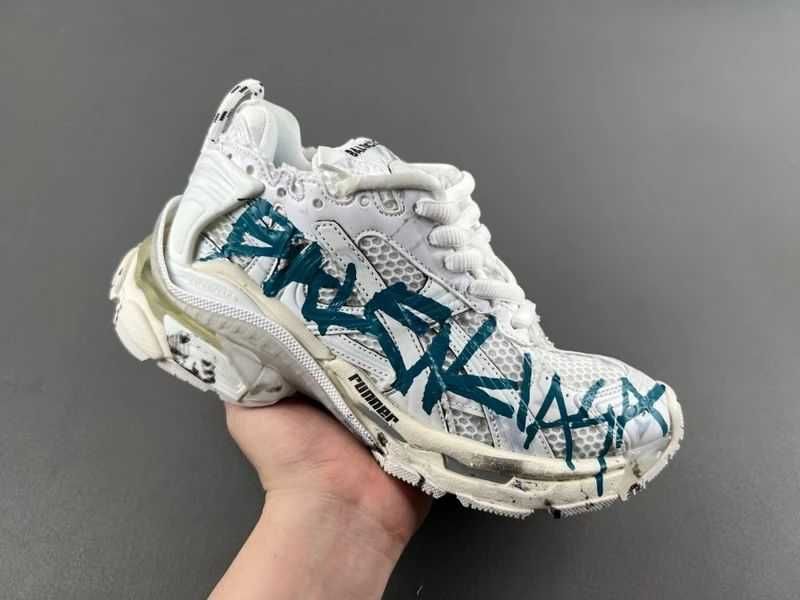 Balenciaga Runner - Navy/White