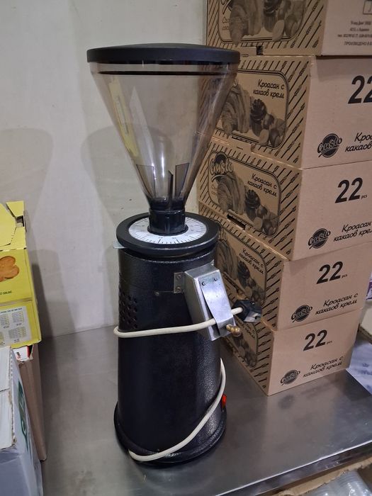 Професионална Кафемелачка