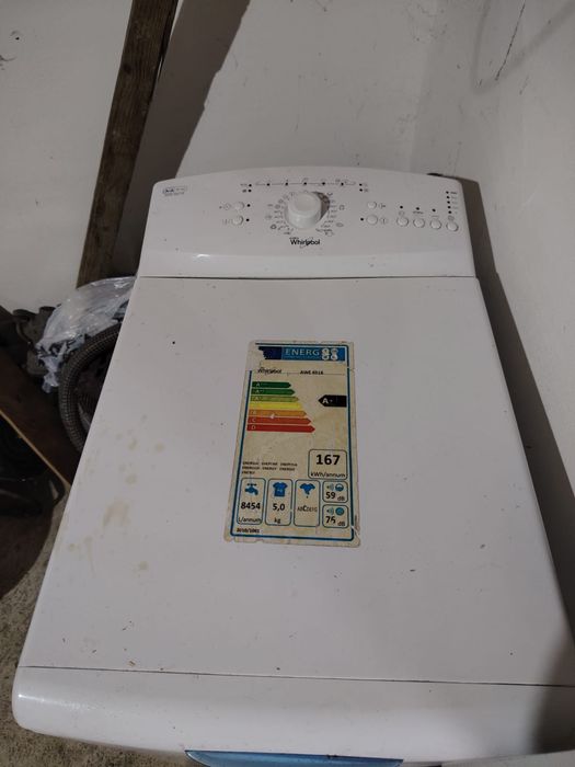 Vand masina spalat haine whirlpool