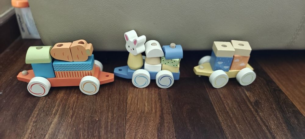 Jucărie tren cu turn piese - 18 luni