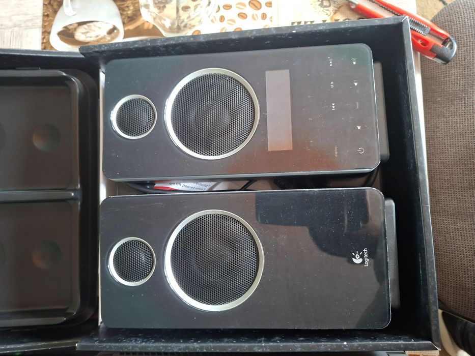 Boxe Logitech 2.0 Z-10, 30W RMS