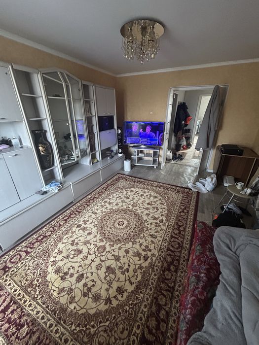 Продам квартиру 3 комнатную