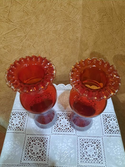 Винтажные парные вазы, зд " Красный Май", коллекционные