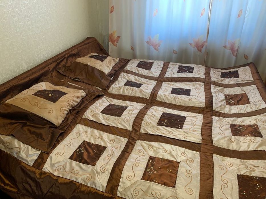 Покрывало    для  двухспальней   кровати