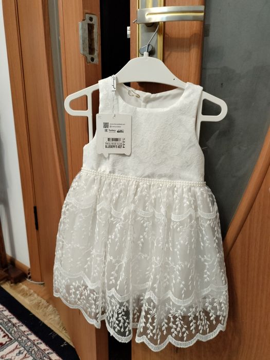 Продам новое нарядное платье