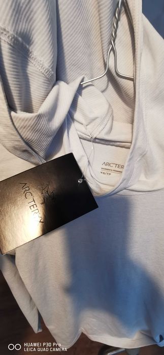 Vând jachetă femei Salewa, Arc'teryx, Jack Wolfskin