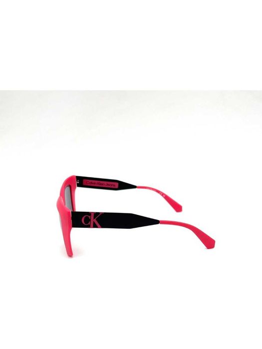 Оригинални дамски слънчеви очила Calvin Klein Jeans -44%