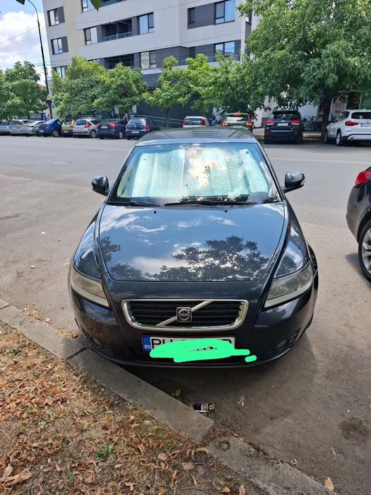 Se vinde Volvo v50