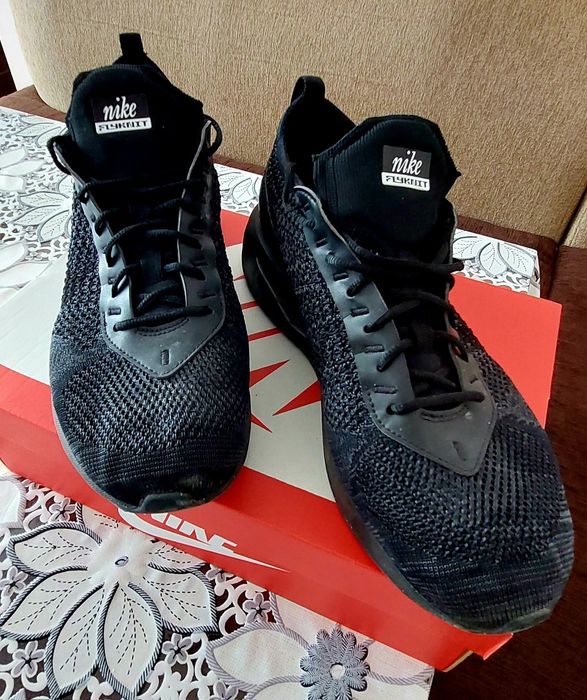 NIKE Air Max Flyknit Racer Shoes Black EU43