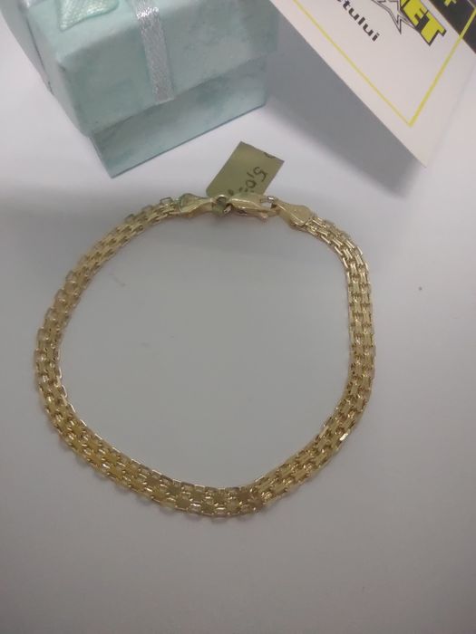 Bratara aur 14k (efn)