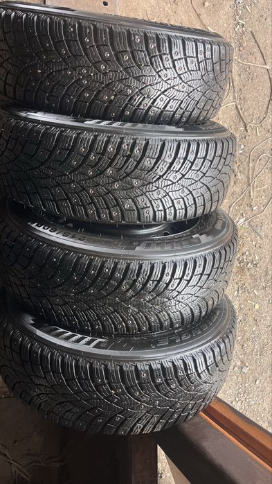 215/60 R16 Triangle на дисках 4шт
