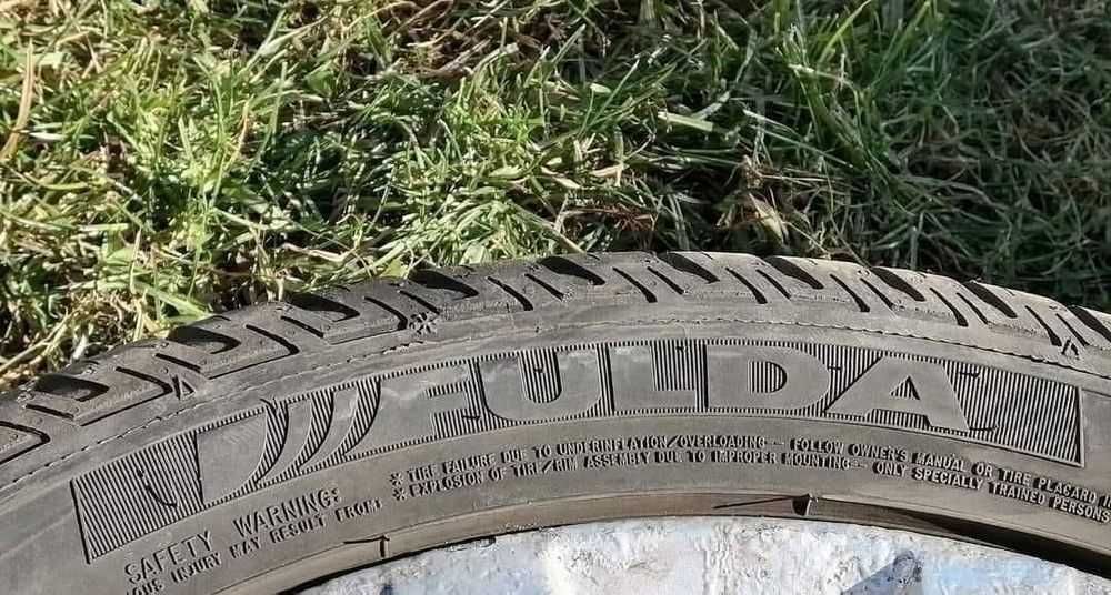 Roți cu cauciucuri de iarna 5x112 225x45/R17