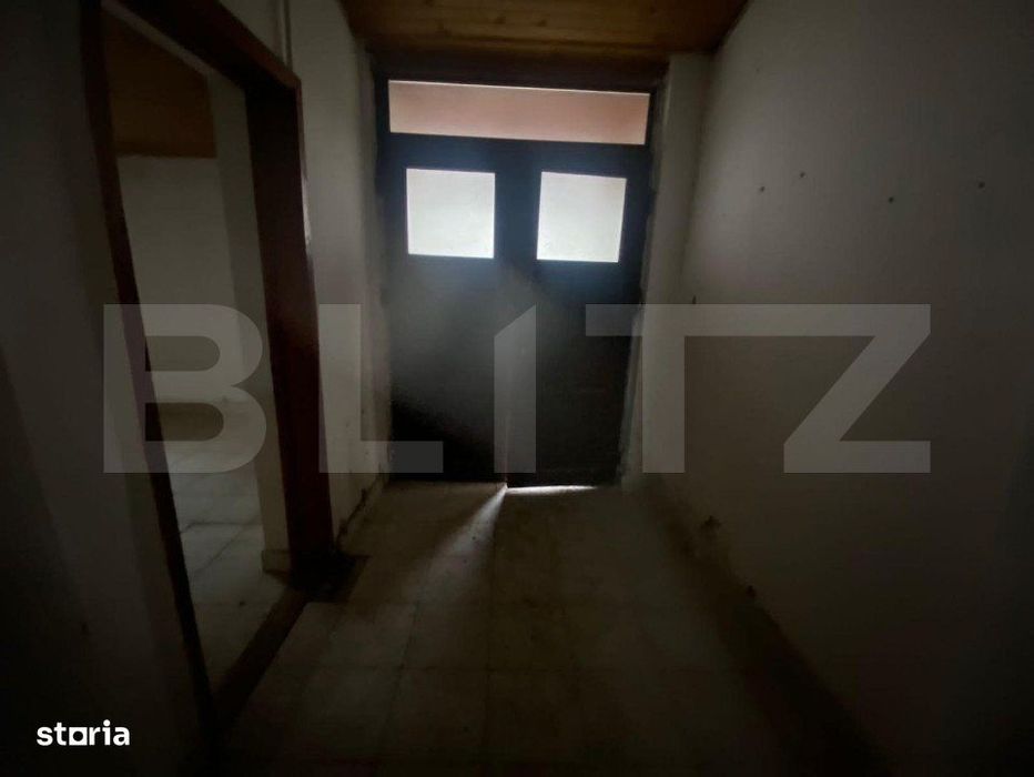Casa individuala renovabila, 7 camere, 219mp utili, 647mp teren, Remet