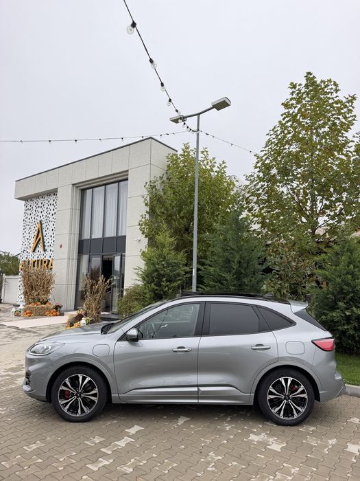 FORD Kuga 2020 — imagine 3