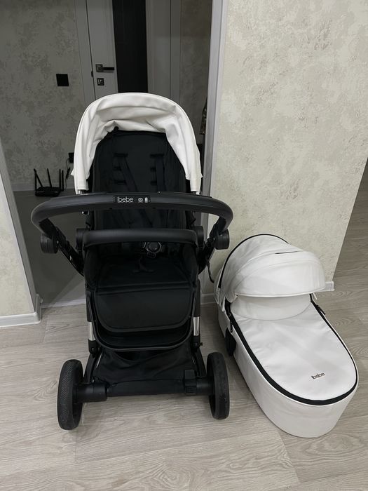 Коляска 2в1 в отличном состоянии срочно