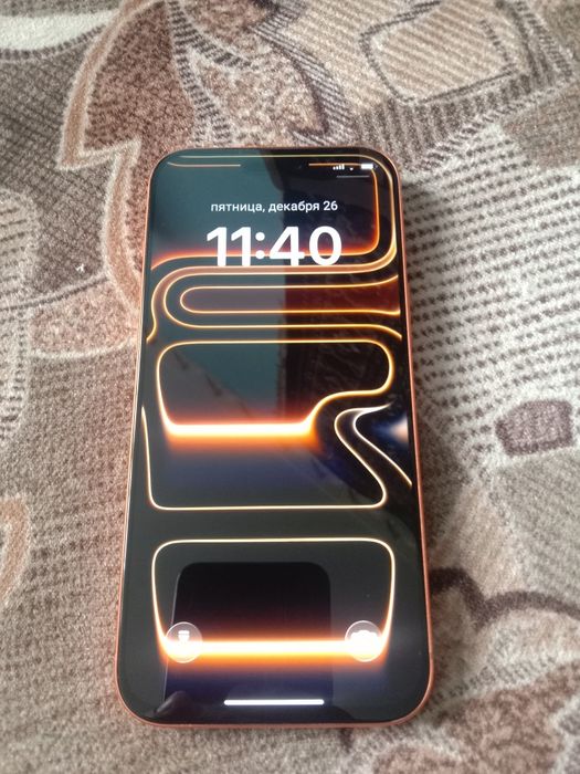 Продам айфон 17 про Макс память 256 коробка чехол зарядка есть