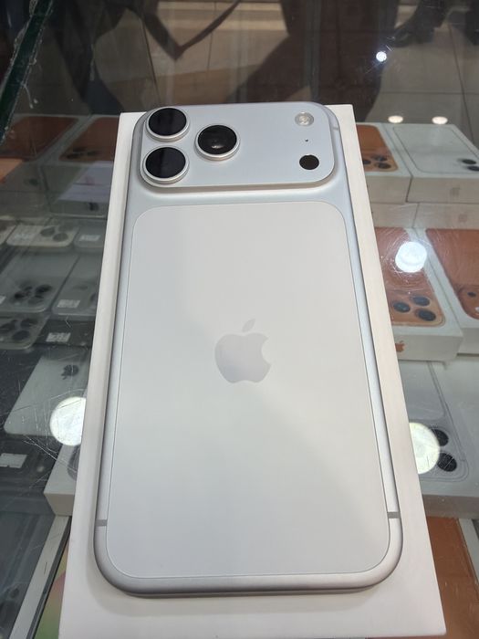 Iphone 17 pro max 256 gb silver sim e sim 0 sikl 100% batareka