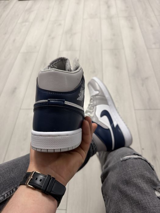 Adidasi Barbati Nike Air Jordan Gri & Albastru Indigo!