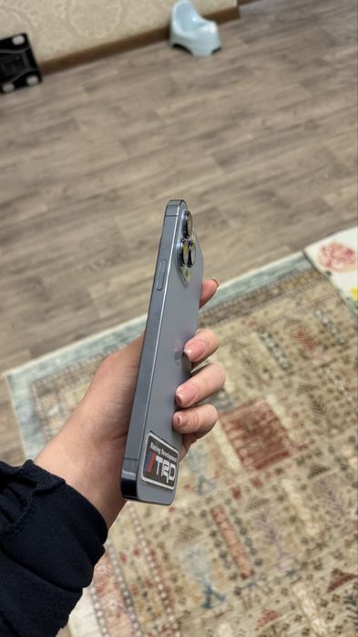 Продаю Iphone 13 pro max