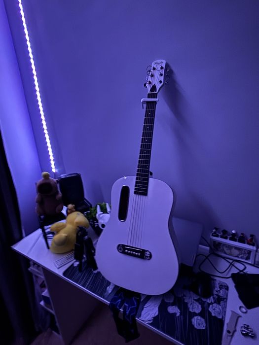 Гитара  акустика