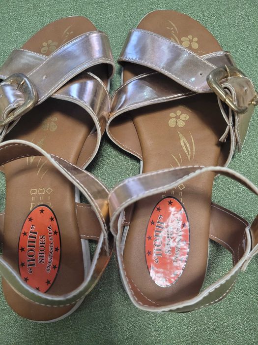 Дамски сандали.7