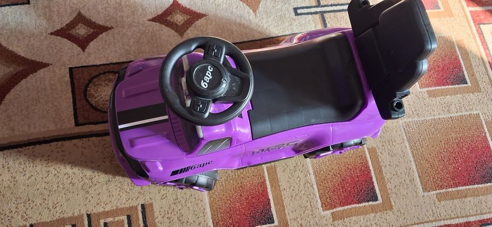 Детская машина .