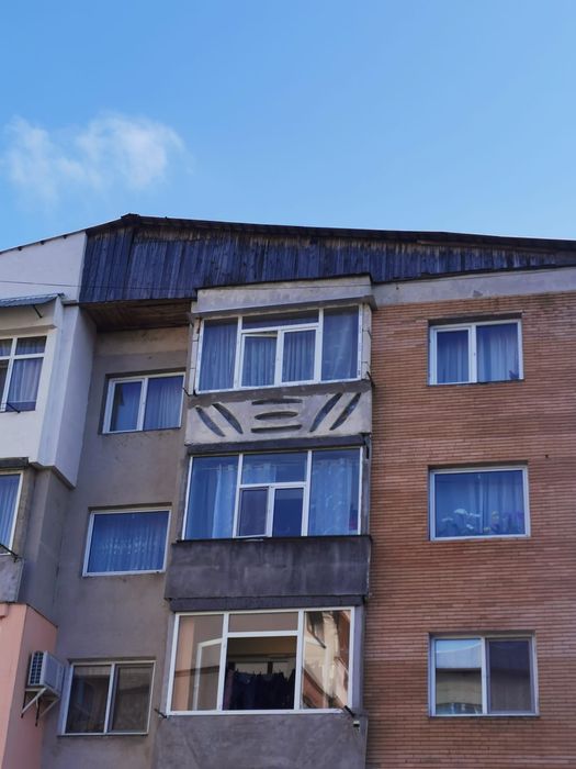 Vand apartament 3 camere Targu Ocna