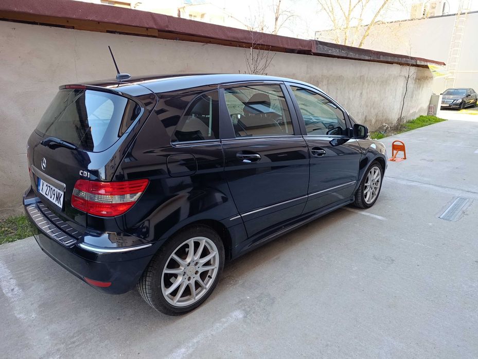 Mercedes B180 2010г ОБСЛУЖЕНА, РЕГИСТРИРАНА