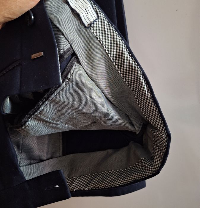 Продам костюм для школьника