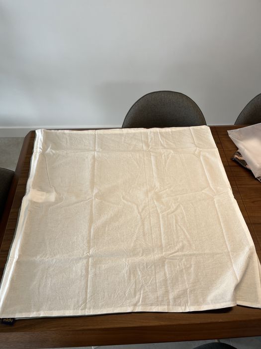 Vând set 2 fete perna 80x80