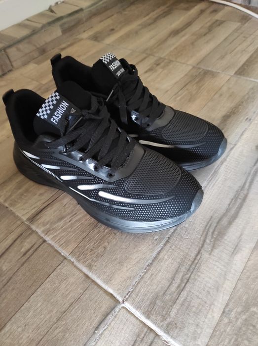 Adidași Fashion ERIN