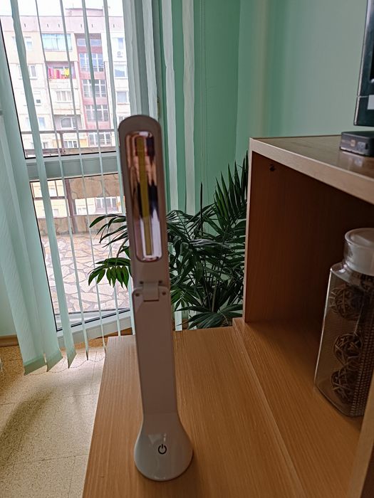 Led настолна лампа