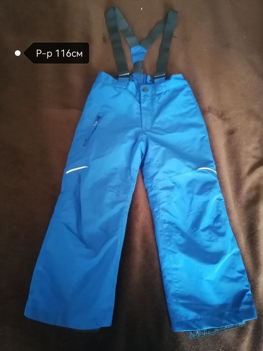 Якета/парки от 10-15лв.
детски ски панталон 13лв.,детски гащеризон 15л