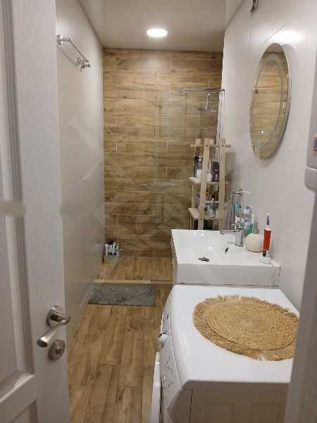 Продава се Тристаен апартамент в Пловдив, Тракия - 84 кв.м за 1839 €/кв.м - Снимка #7