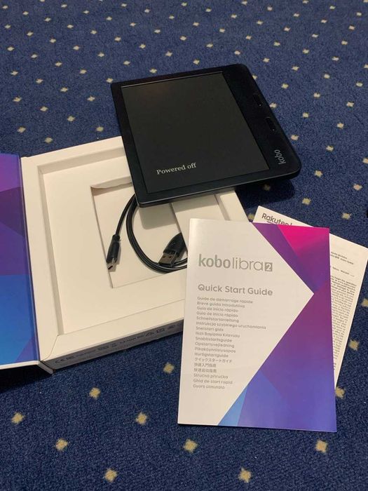 Kobo Libra 2 - eReader 7" 32GB, rezistent la apa, noua