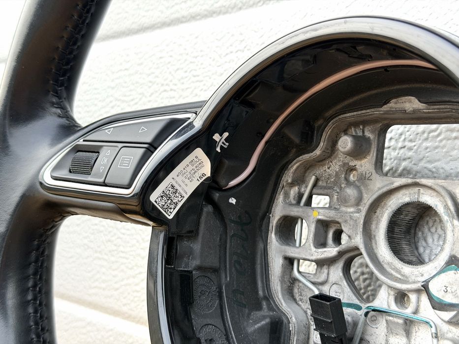 Трилъчев волан AUDI A6 A7 C7 4G 4G0419091S