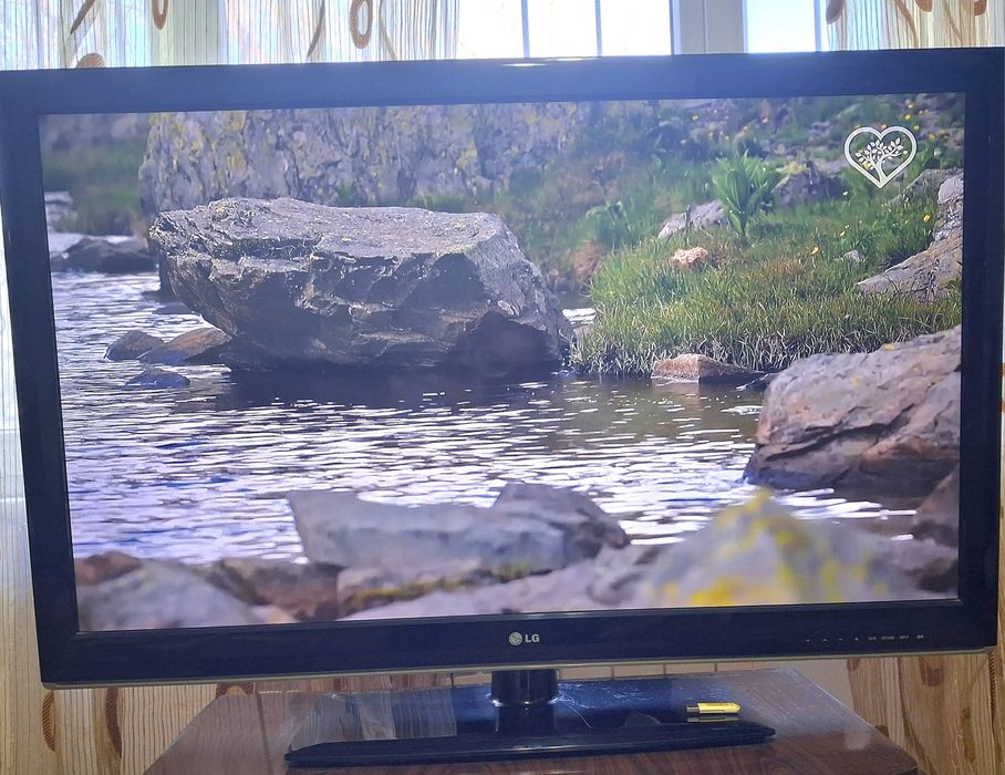 Продам телевизор