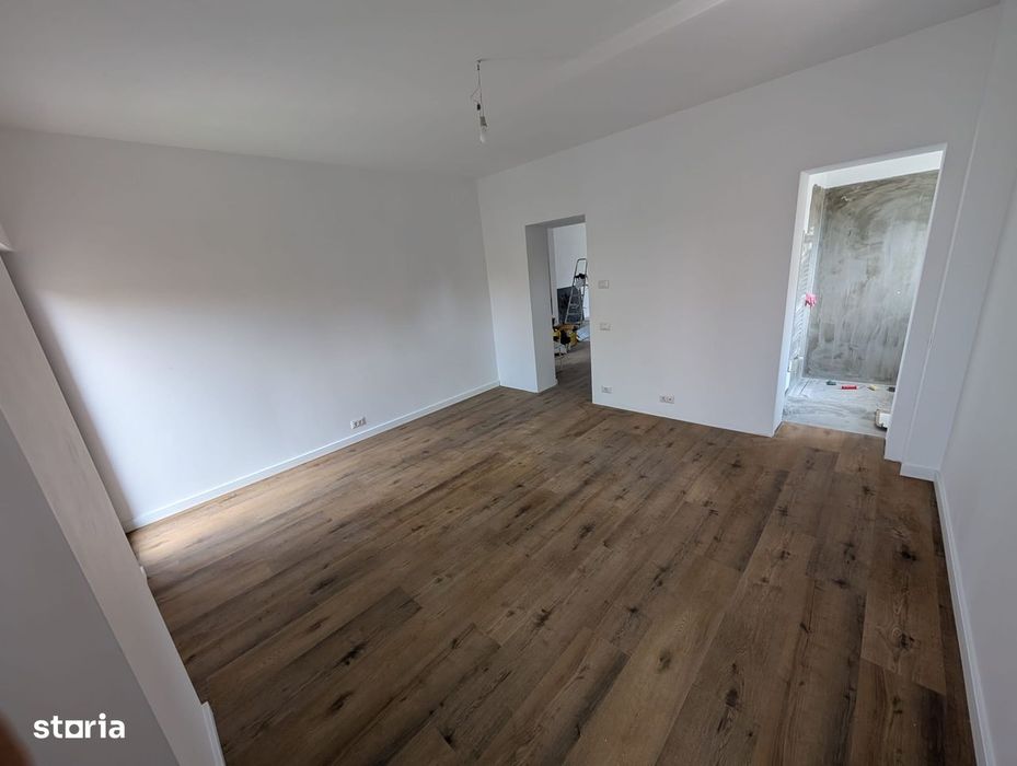 Floreasca–Barbu Văcărescu | 5 Camere | 160 MP | Curte + Parcare