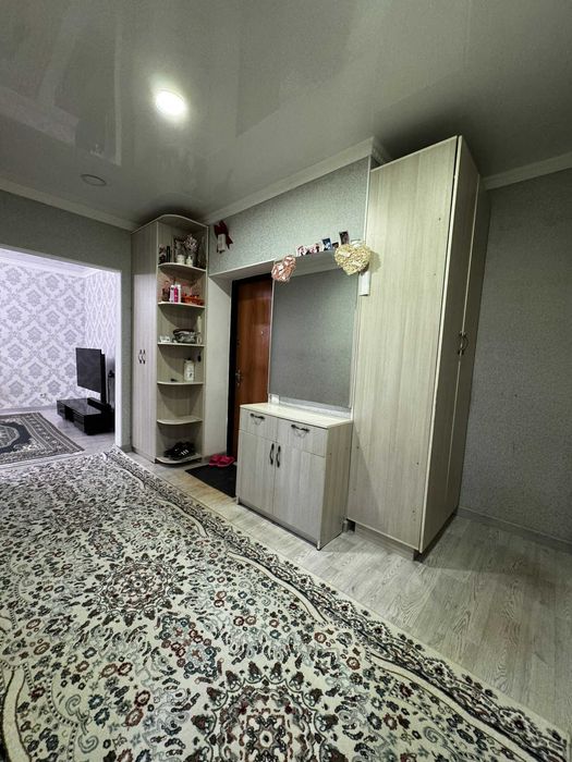 Продам 2х комн кв Батыс школа Билим