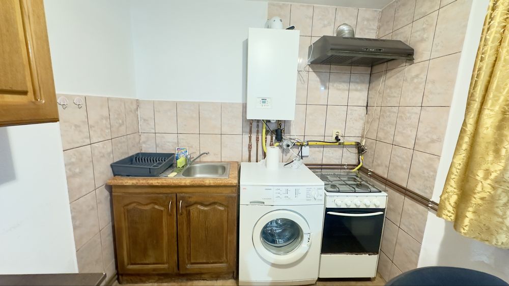 Garsoniera de închiriat