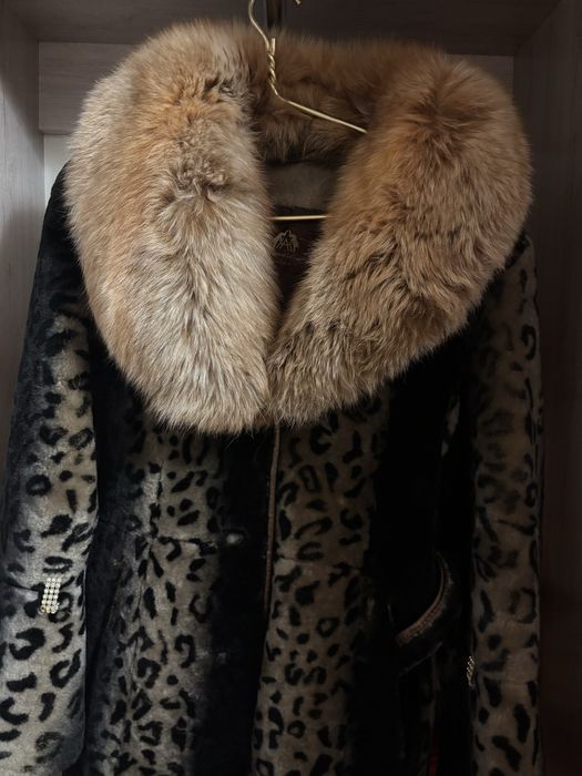 Продам шубы (кролик, мутон)